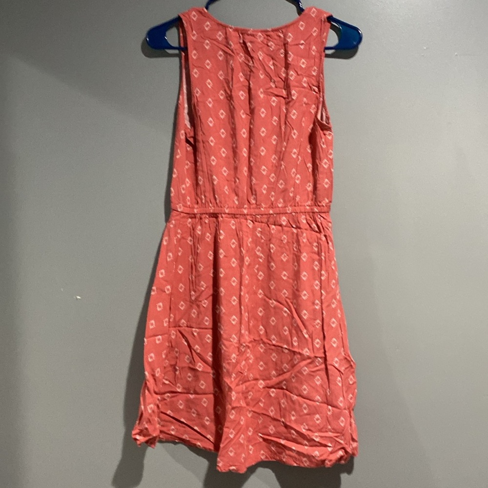 Summer dress! - Picture 2 of 2